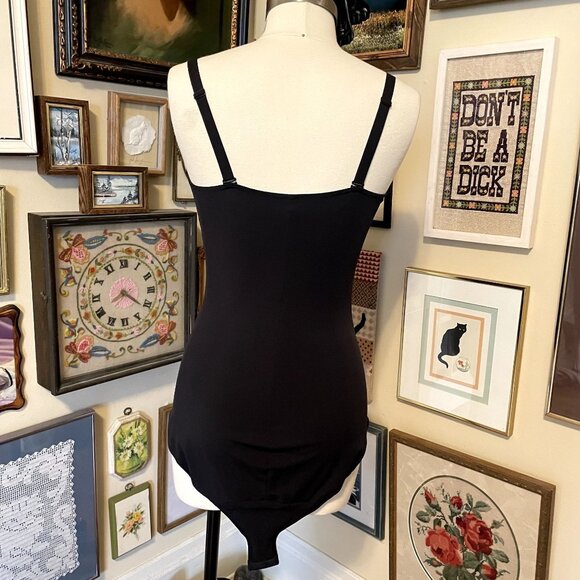 Maidenform Black Stretch Shaping Bodysuit with Underwire and Convertible Straps - Picture 3 of 4